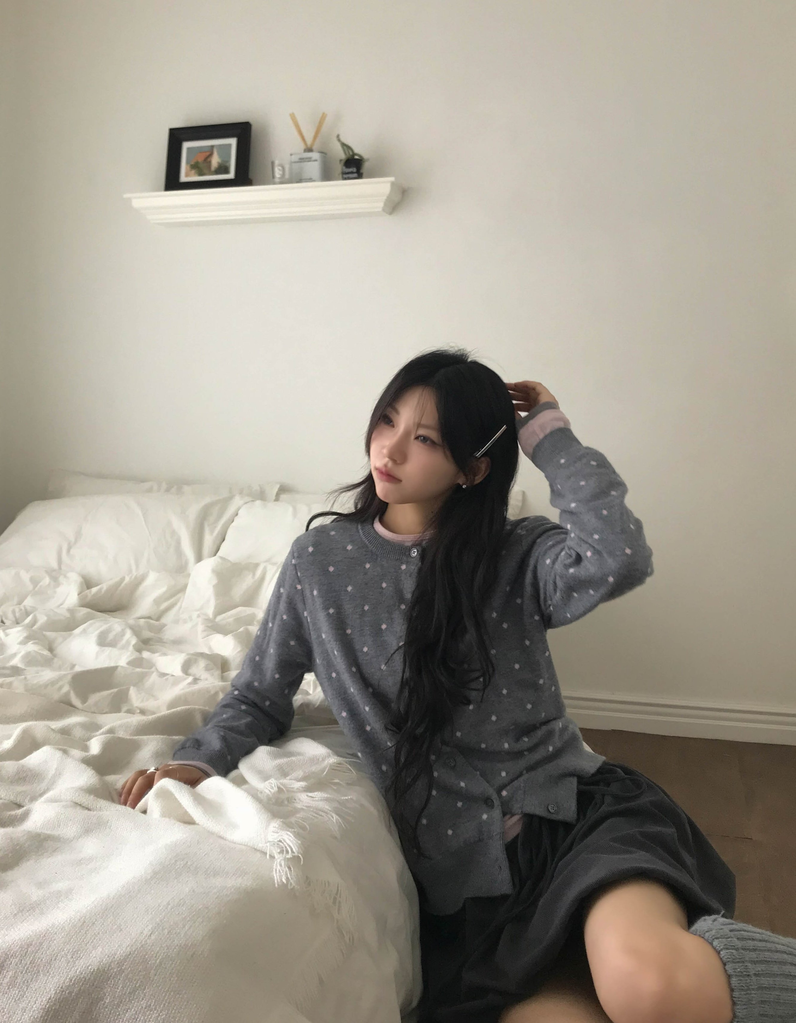 [포인트템🖤] 코지 도트 니트 가디건 상세 이미지 10